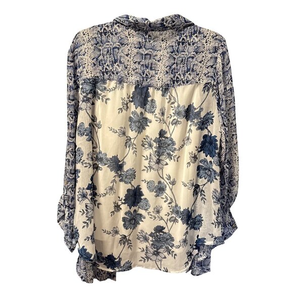 Westport blouse Sz 1X Blue/White Floral Snake Print Button-Up Shirt With Inner T - Picture 9 of 12